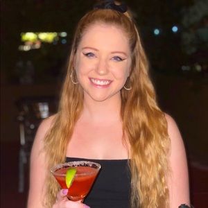 Meet your Posher, Julie